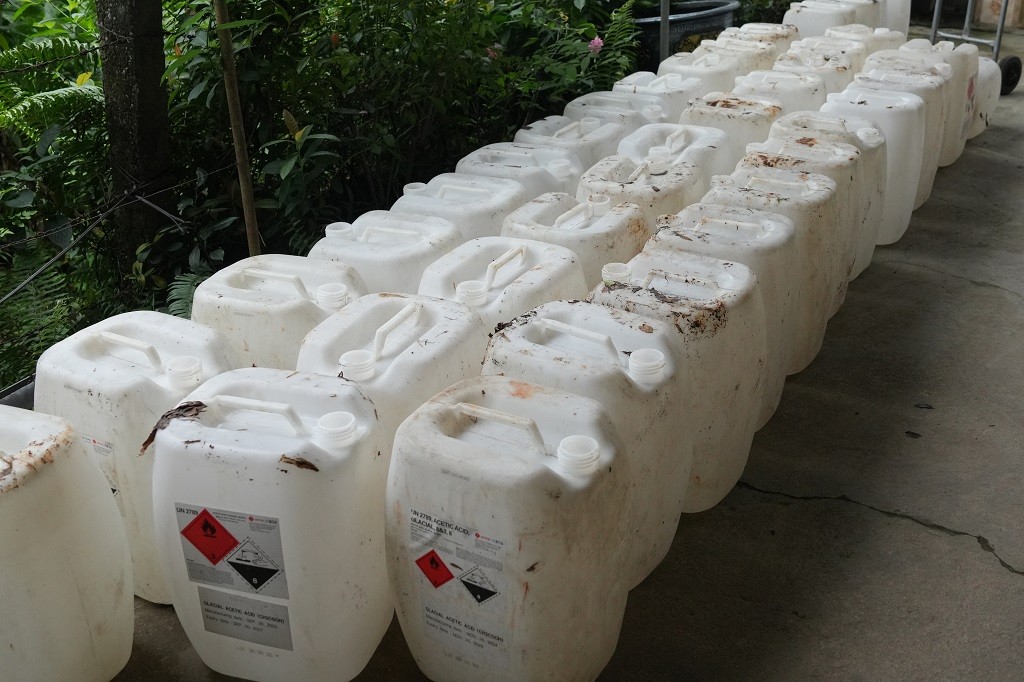 Phòng Cảnh sát kinh tế Công an Nghệ An triệt phá cơ sở sản xuất hơn 60.000 lít giấm giả