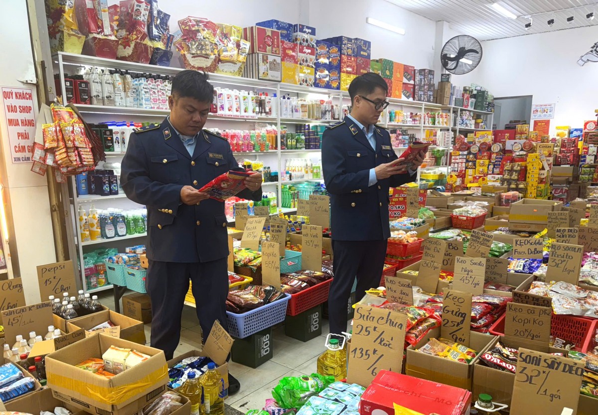 Tăng cường các giải pháp bảo đảm thị trường phục vụ Nhân dân đón Tết