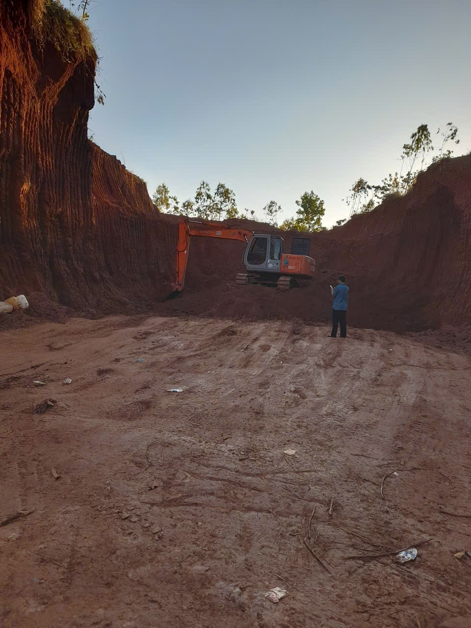 Lâm Đồng: Chỉ đạo báo cáo về thực trạng hoạt động khai thác các điểm mỏ các loại khoáng sản