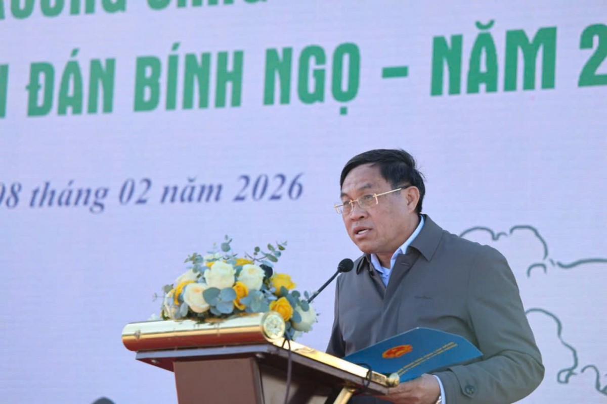 Lâm Đồng: Phát động phong trào trồng cây xanh, trồng hoa và thi đua vì môi trường