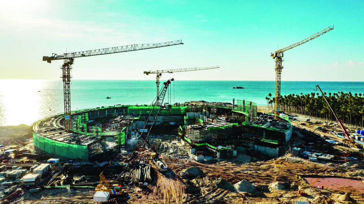 Thi công thần tốc giữa đảo Ngọc: Siêu tổ hợp APEC Phú Quốc dần thành hình