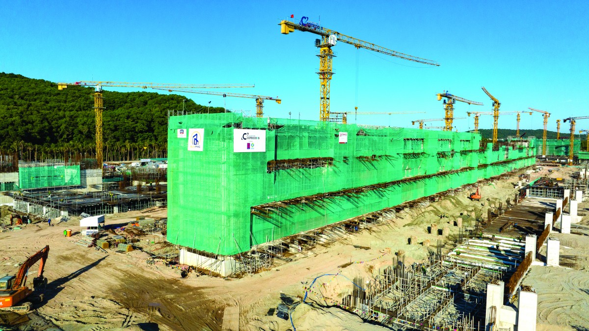 Thi công thần tốc giữa đảo Ngọc: Siêu tổ hợp APEC Phú Quốc dần thành hình