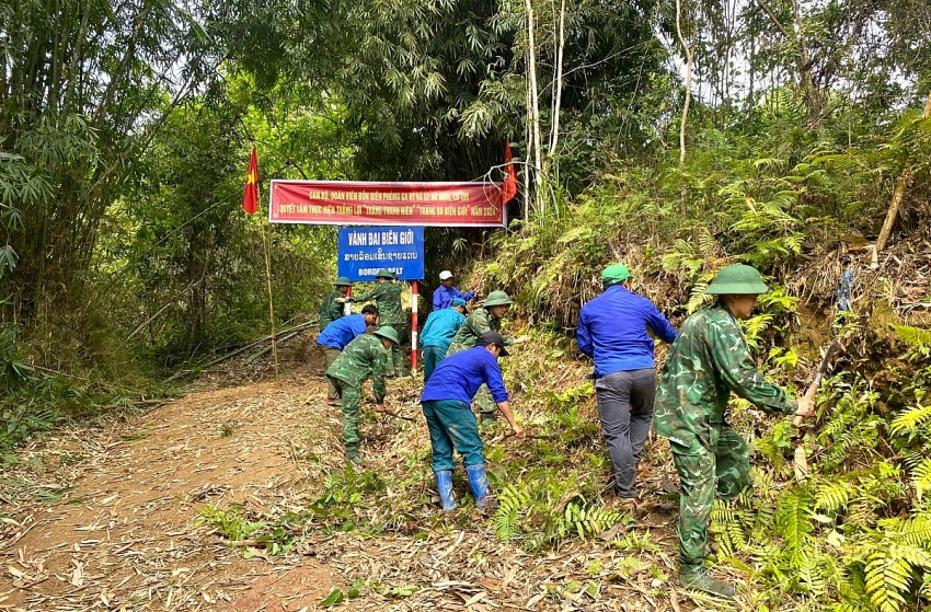 Dân vận khéo giữa đại ngàn phía Tây Đà Nẵng - Bài cuối: “Tấm áo giáp” nơi biên cương