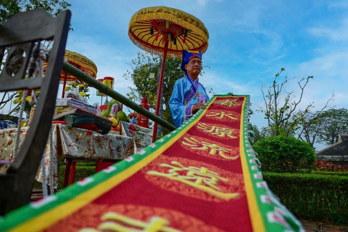 “Tết Huế cùng di sản” - bảo tồn, phát huy các giá trị di sản văn hóa cung đình Huế