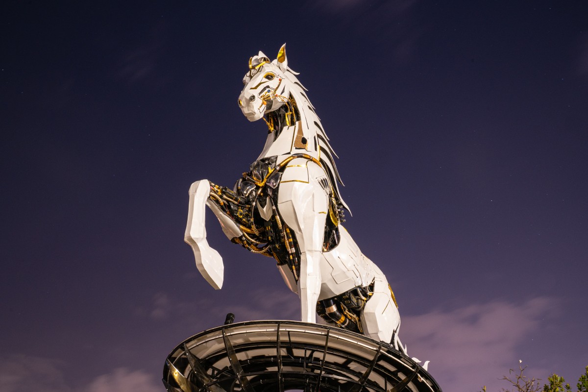 Đà Nẵng trình làng bộ đôi linh vật ngựa Bính Ngọ 2026