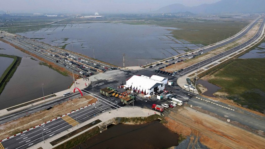 Tiếng súng lệnh khơi nguồn khí thế mới!