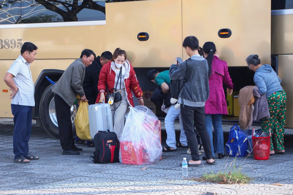 “Chuyến xe - Chuyến tàu Công đoàn” nối nhịp sum vầy Xuân Bính Ngọ 2026