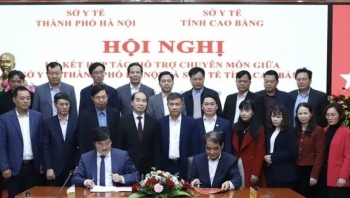 Ký kết hợp tác, hỗ trợ chuyên môn giữa Sở Y tế Hà Nội và Sở Y tế Cao Bằng