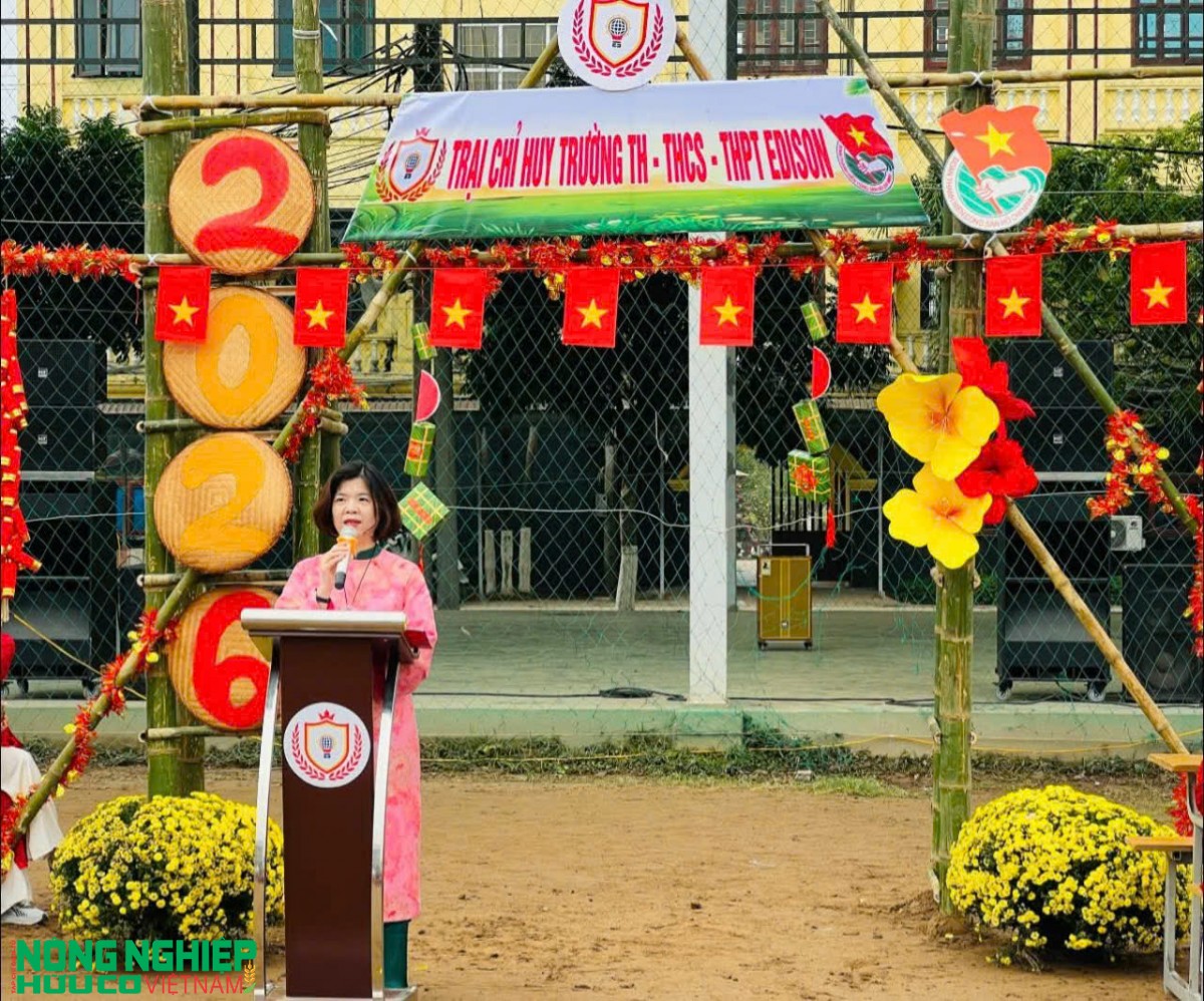 Trường EDISON rực rỡ hội chợ xuân Bính Ngọ: Lan toa sắc xuân và gói trọn yêu thương