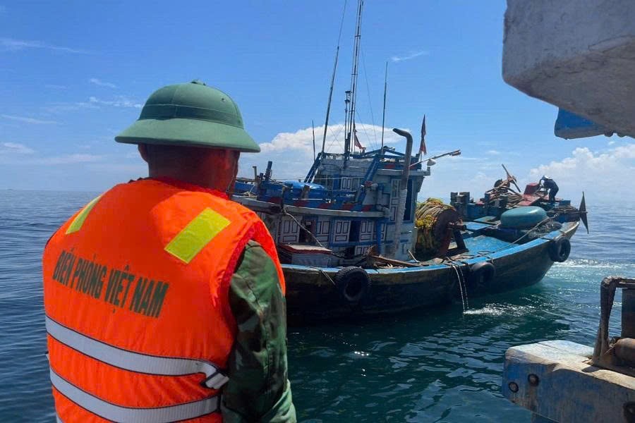 Triển khai quyết liệt các biện pháp ngăn chặn tình trạng giã cào bay vi phạm vùng khai thác