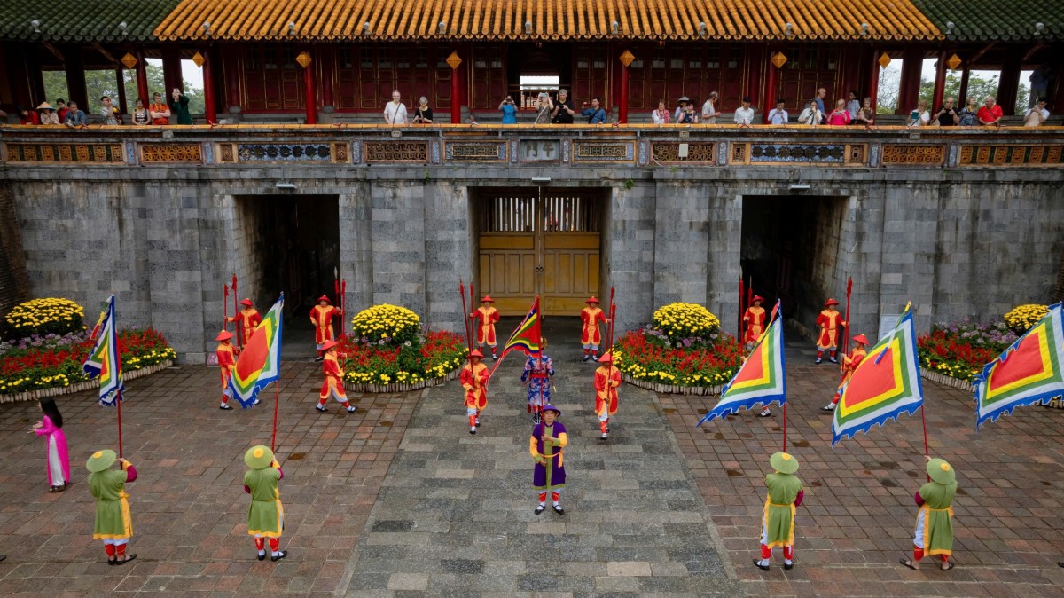 Lễ Đổi gác tại Ngọ Môn - nghi lễ truyền thống tái hiện sự uy nghiêm của binh lính triều Nguyễn