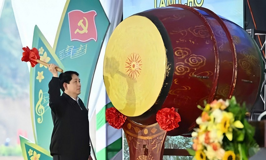 Chủ tịch nước Lương Cường dự lễ phát động Tết trồng cây tại Lào Cai