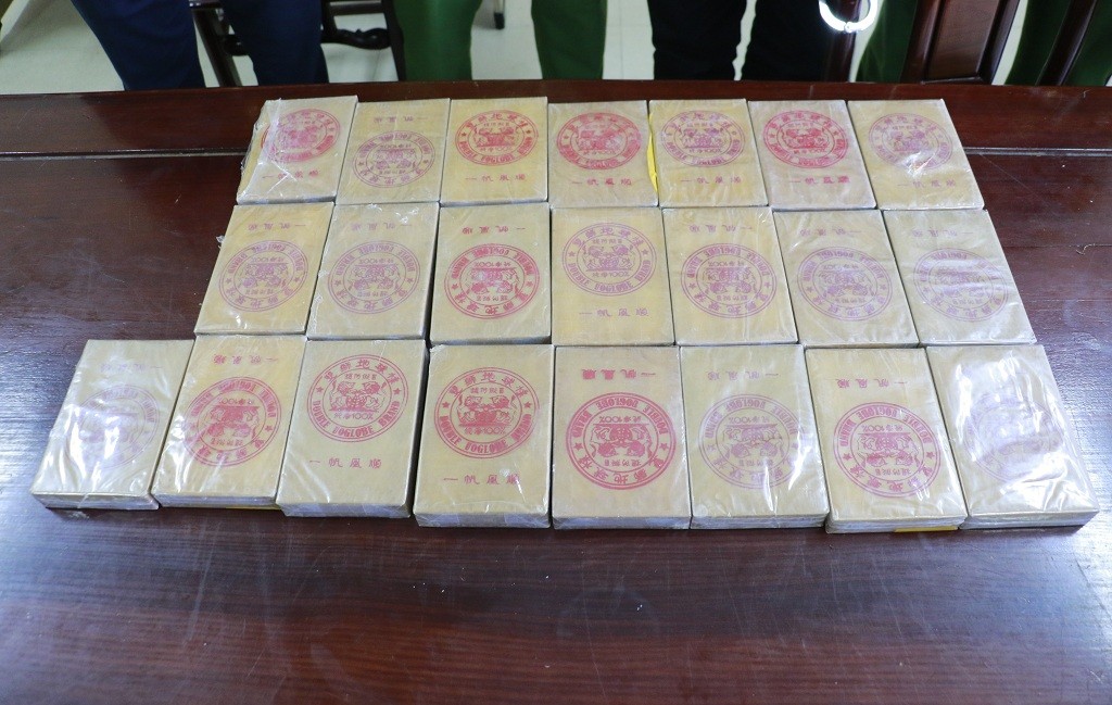 Triệt xóa đường dây mua bán trái phép chất ma túy, thu giữ 22 bánh hêrôin
