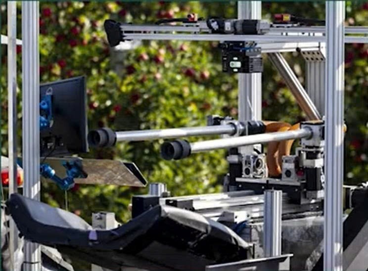 Robot thu hoạch táo công nghệ cánh tay đôi giúp giải bài toán nhân lực và tối ưu hóa chi phí nông nghiệp