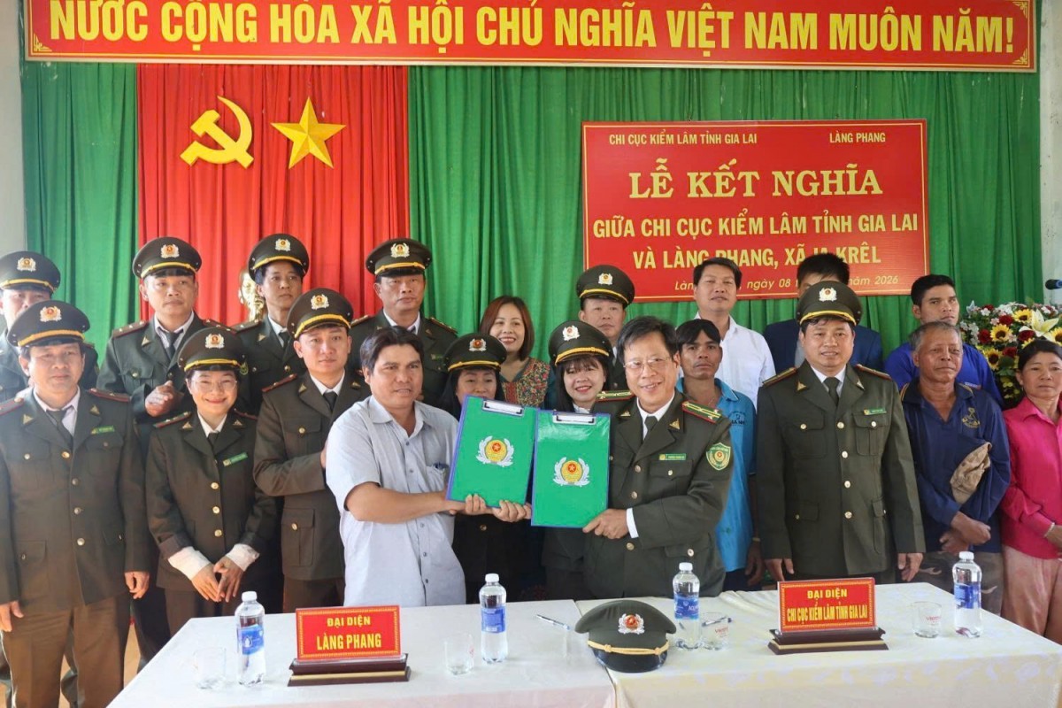 Kiểm lâm Gia Lai kết nghĩa với làng Phang: Hành trình đồng hành và sẻ chia vì cộng đồng