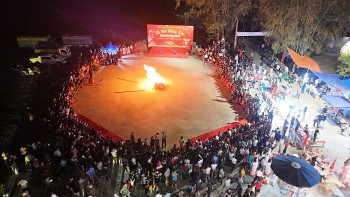Độc đáo lễ hội nhảy lửa của người Dao Nậm Đét xã Bảo Nhai