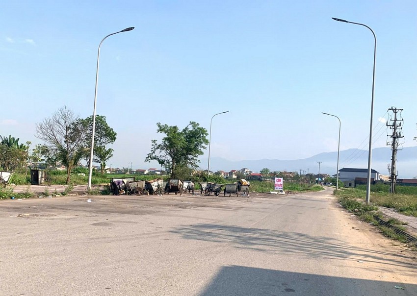 Khu Trung tâm thương mại - dịch vụ Phú Nhân Nghĩa đã sạch, đẹp.