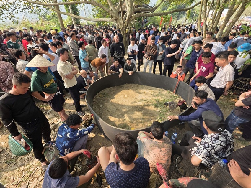 Về vùng cao Bảo Nhai vui hội Lồng tồng ngày xuân