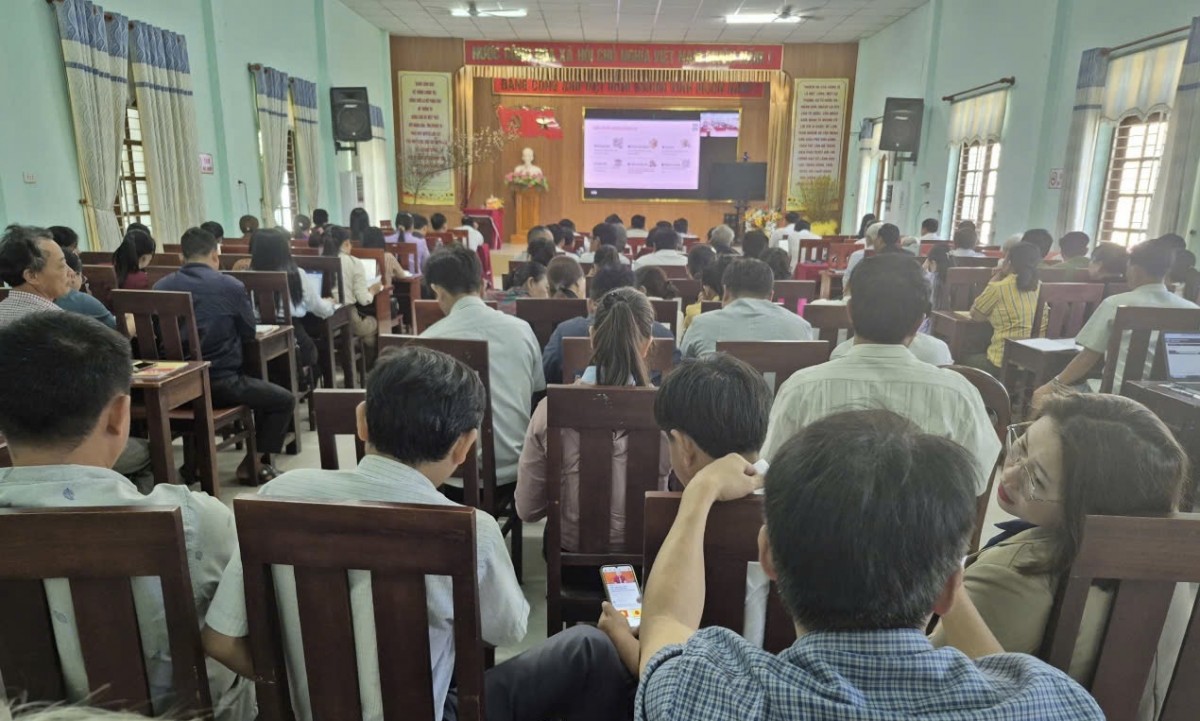 Cán bộ, thành viên các Tổ bầu cử xã Thượng Đức tham dự hội nghị tập huấn nghiệp vụ, sẵn sàng cho ngày bầu cử 15/3/2026.