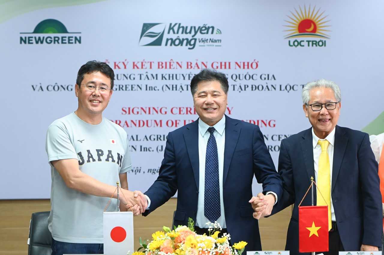 Đưa công nghệ robot AI của Nhật Bản vào sản xuất lúa phát thải thấp tại ĐBSCL- Ảnh 1.