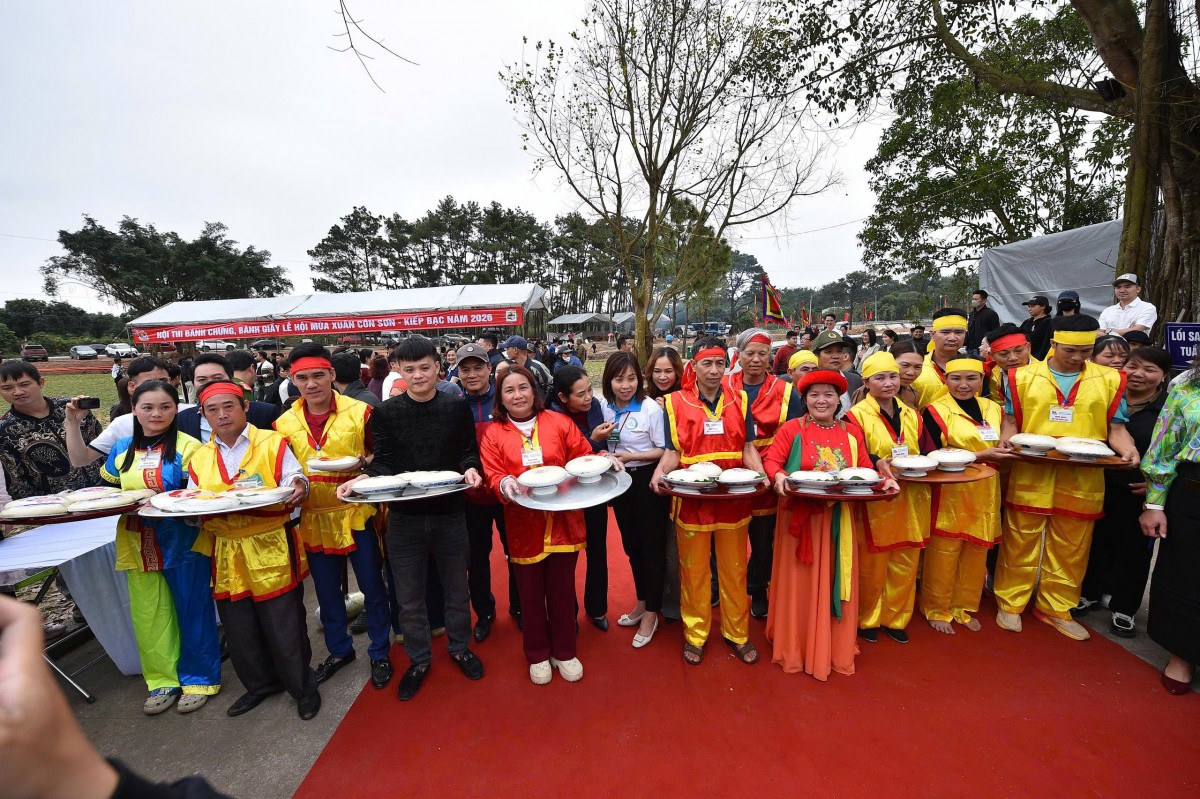 Nếp xưa trên đất Cảng: Tinh hoa bánh chưng, bánh giầy hội tụ giữa lòng di sản thế giới