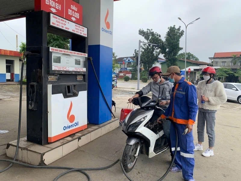 Đồng Tháp: Công bố đường dây nóng tiếp nhận phản ánh vi phạm trong kinh doanh xăng dầu