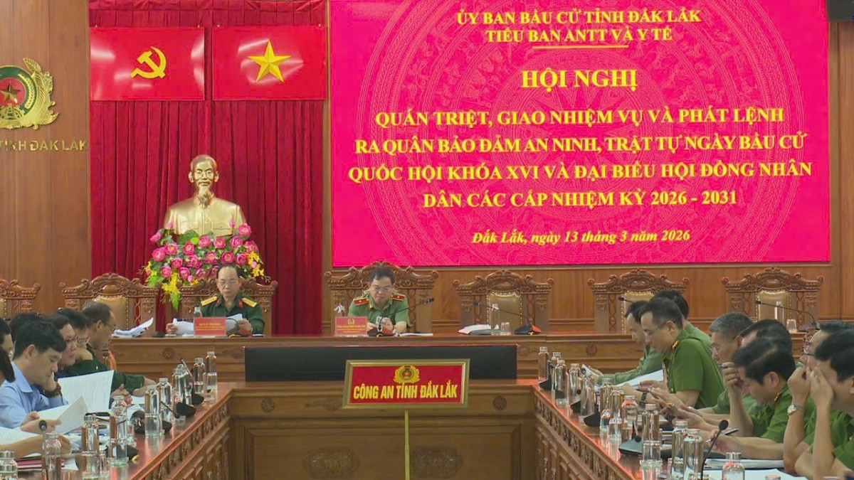 Công an tỉnh Đắk Lắk ra quân bảo đảm an ninh trật tự cho ngày bầu cử