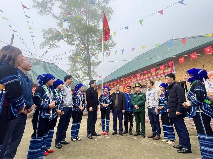 Lào Cai: Gần 1,2 triệu cử tri nô nức đi bầu cử