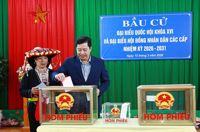 Lào Cai: Gần 1,2 triệu cử tri nô nức đi bầu cử