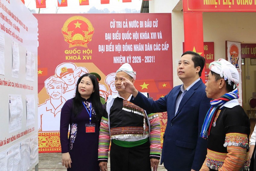 Lào Cai: Gần 1,2 triệu cử tri nô nức đi bầu cử