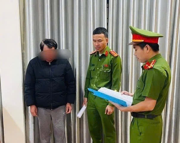 Quảng Trị: Khởi tố chủ cơ sở sản xuất giò chả sử dụng hàn the, chất cấm