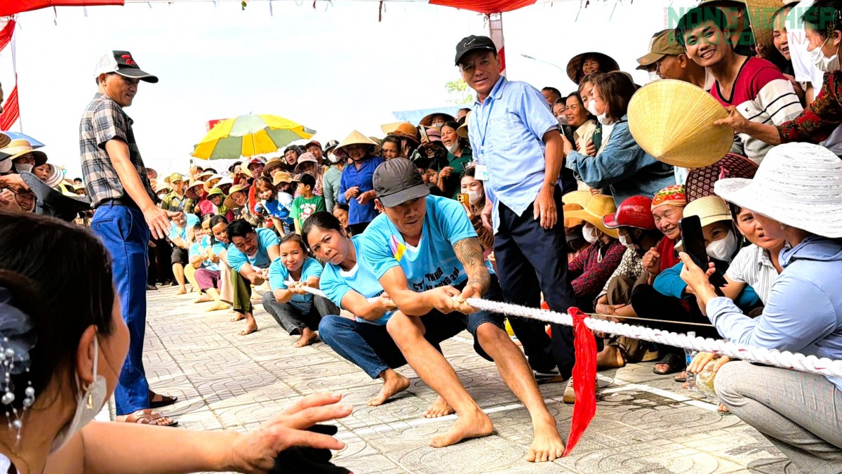 Sôi nổi các hoạt động văn hóa - thể thao tại lễ hội đền Đức Hoàng năm 2026