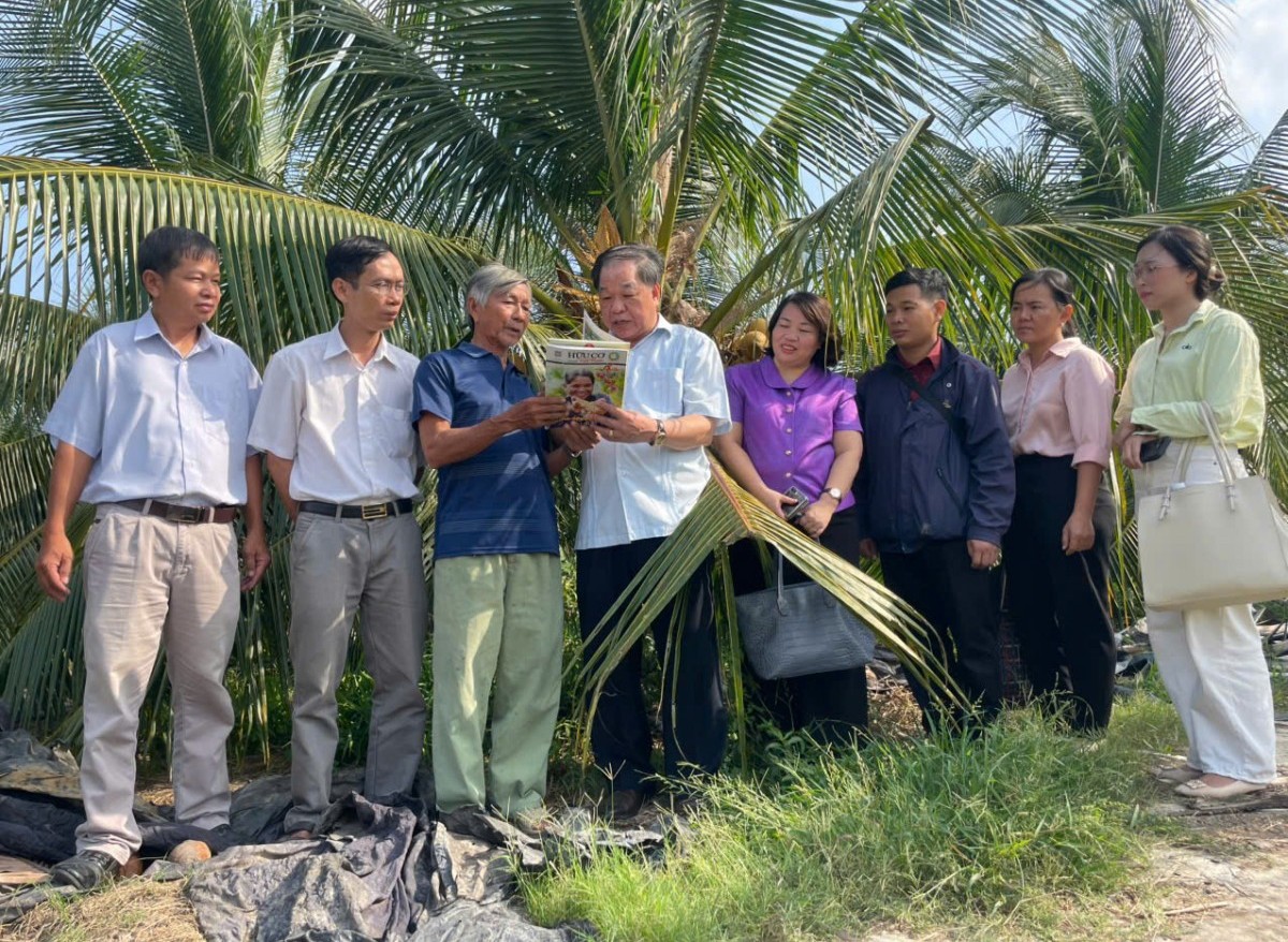 Hiệp hội Nông nghiệp Hữu cơ Việt Nam khảo sát thực tế các mô hình sản xuất tiêu biểu tại tỉnh Đồng Tháp