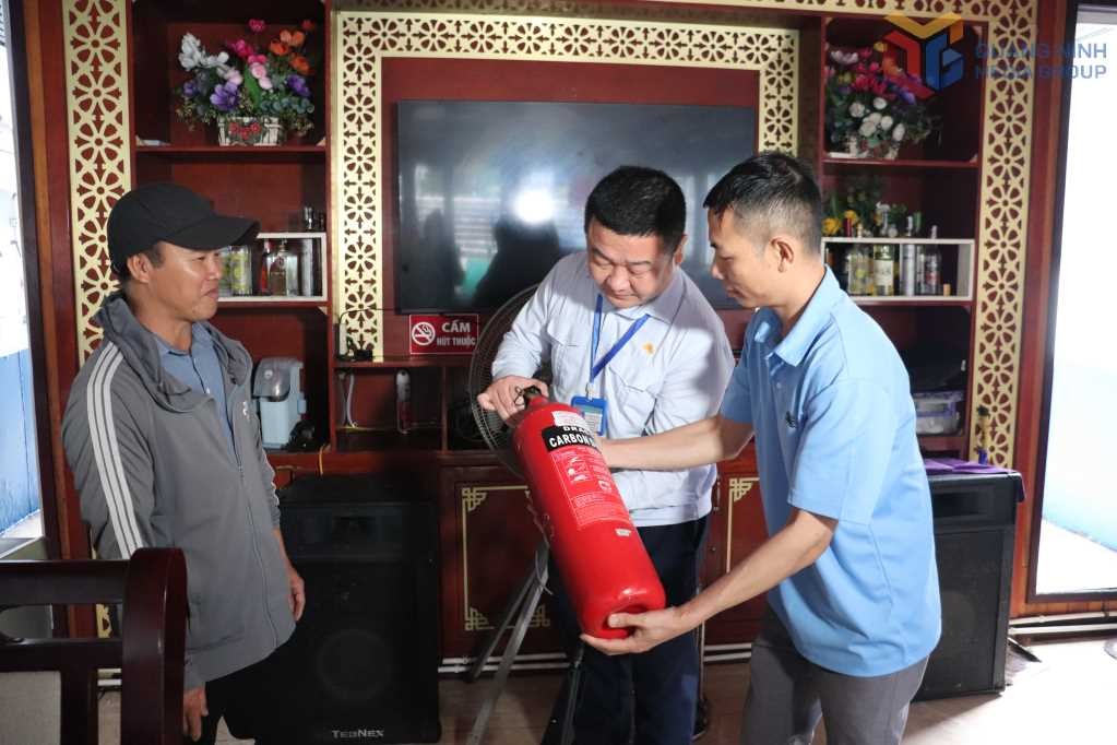 Quảng Ninh: Tăng cường biện pháp an toàn trên vịnh Hạ Long mùa du lịch