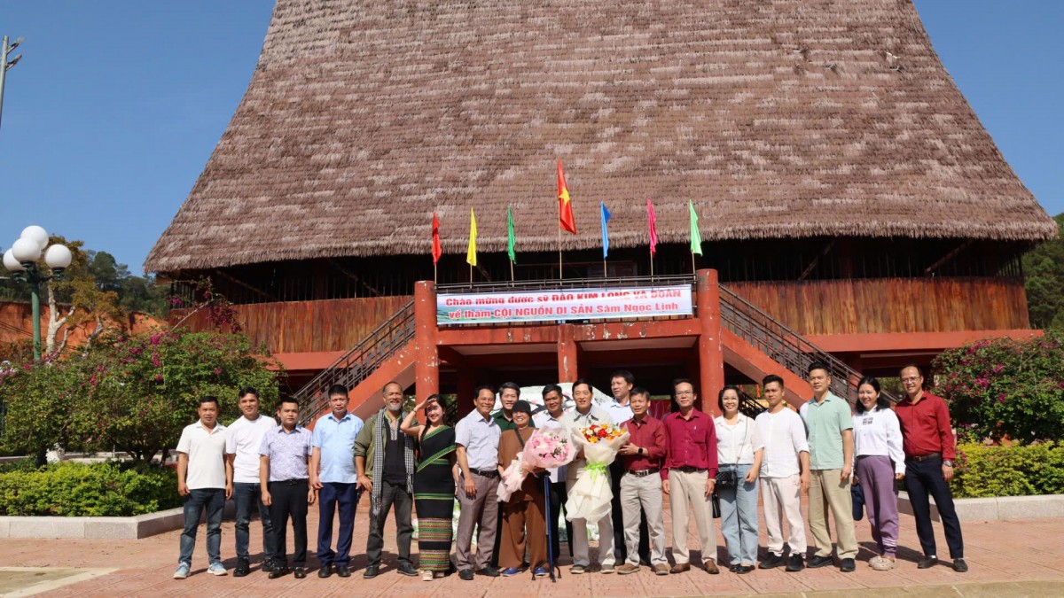 Quảng Ngãi: Tặng 3000 cây giống Sâm Ngọc Linh cho thanh niên khởi nghiệp Quảng Ngãi: Tặng 3000 cây giống Sâm Ngọc Linh cho thanh niên khởi nghiệp