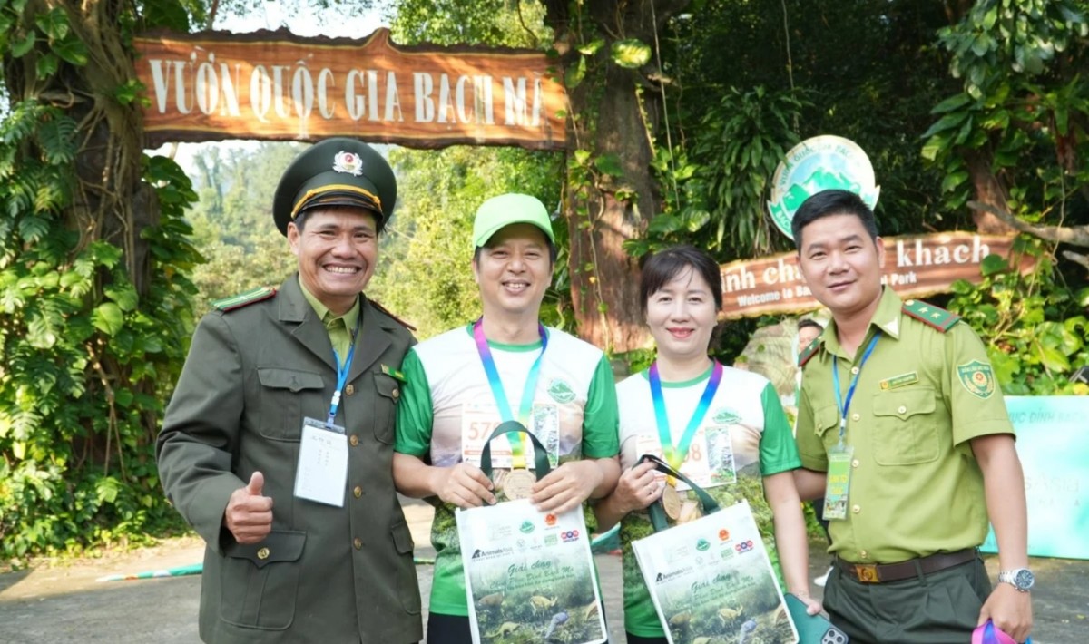 VQG Bạch Mã lan tỏa tinh thần sống xanh, bảo tồn thiên nhiên ...bảo tồn thiên nhiên là trách nhiệm chung của toàn xã hội, vì một tương lai xanh và bền vững.
