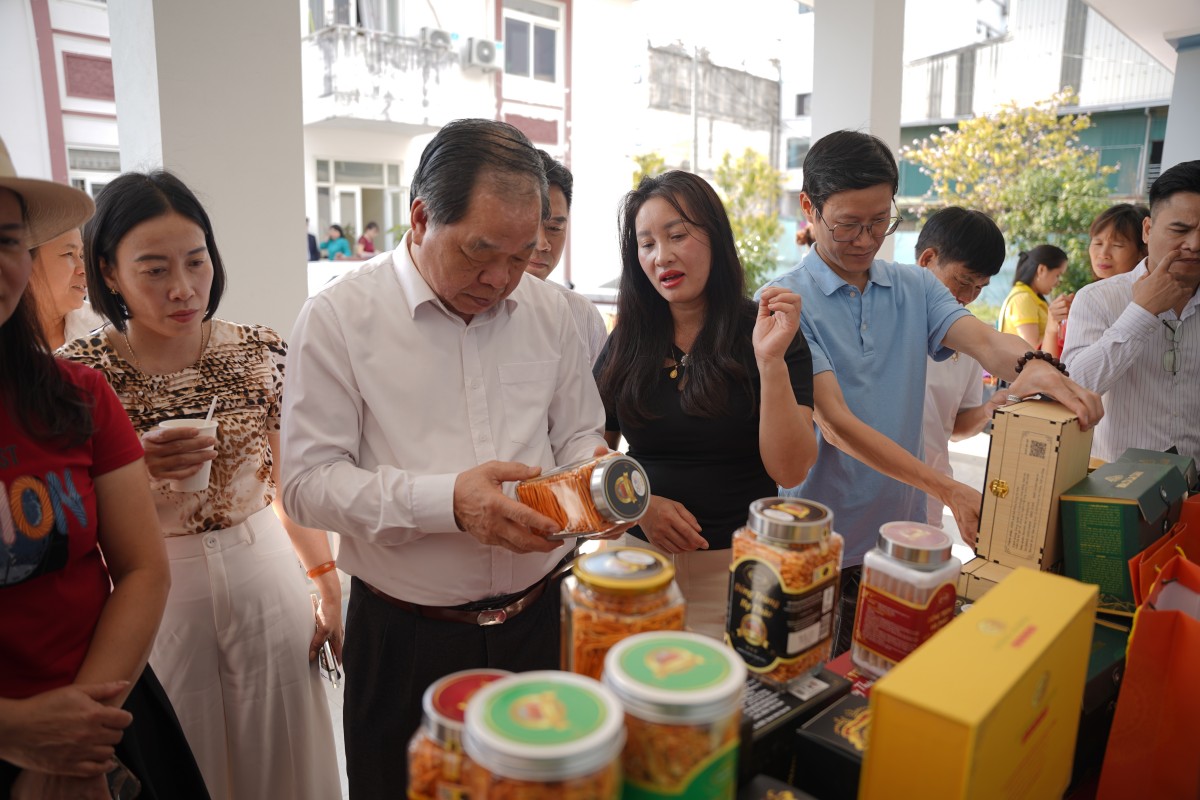 Mở rộng không gian hợp tác, thúc đẩy chuỗi liên kết nông nghiệp hữu cơ ở Lai Châu