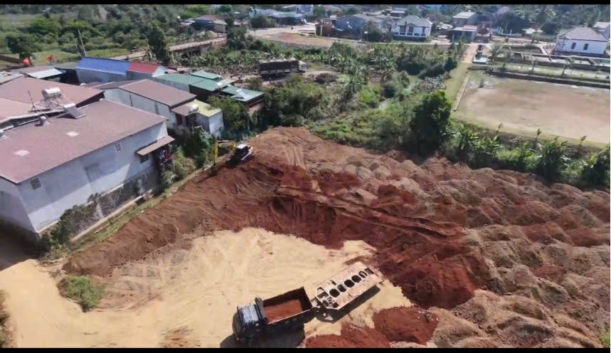 Để việc khai thác khoáng sản trái phép kéo dài, Chủ tịch xã phải chịu trách nhiệm