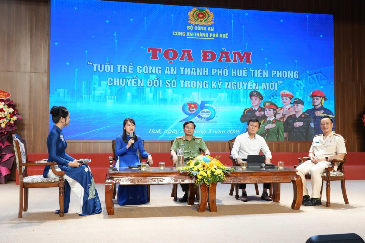 tọa đàm với chủ đề “Thanh niên với chuyển đổi số” đã diễn ra sôi nổi