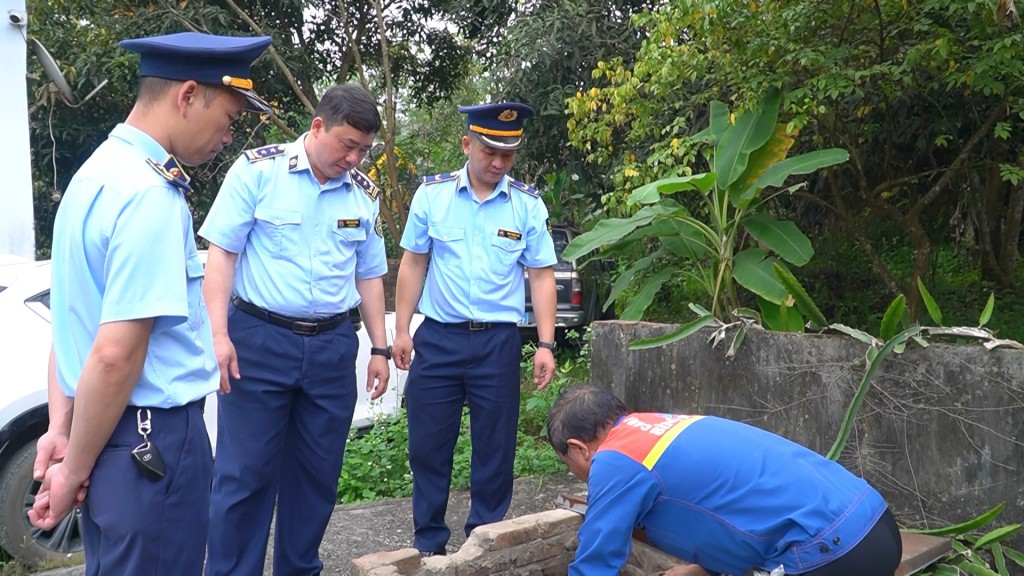 Cao Bằng: Xử phạt cửa hàng tự ý ngừng bán xăng dầu