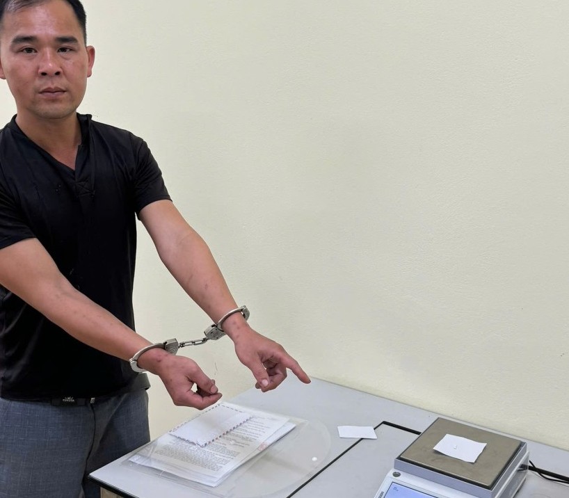 Cao Bằng: Bắt giữ 3 đối tượng tàng trữ, mua bán trái phép chất ma túy
