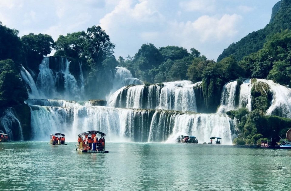 Công viên địa chất toàn cầu Non nước Cao Bằng – Miền di sản triệu năm