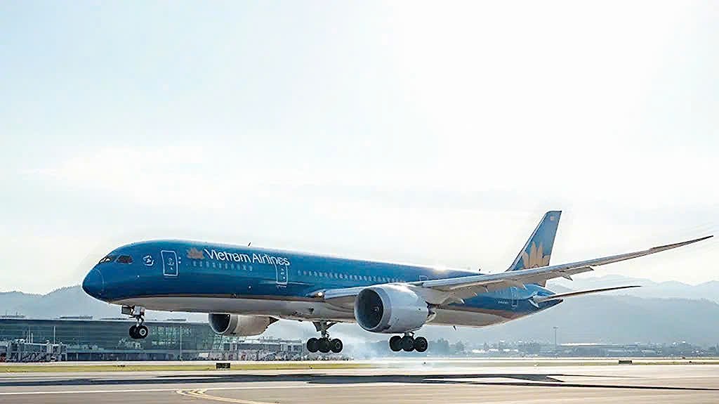 Vietnam Airlines tạm dừng 4 đường bay nội địa từ Hải Phòng