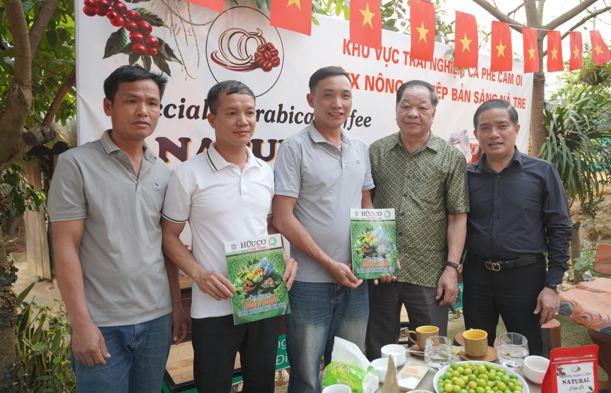 Kết nối giải bài toán phát triển nông nghiệp hữu cơ tại Sơn La