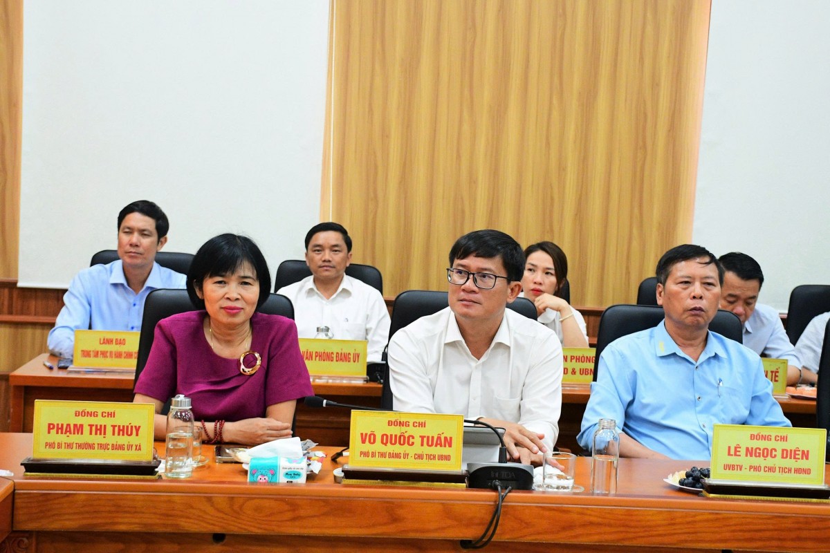 Đảng ủy xã Đức An – Đảng ủy Đặc khu Phú Quý: Giao lưu, kết nghĩa, tăng cường hợp tác phát triển