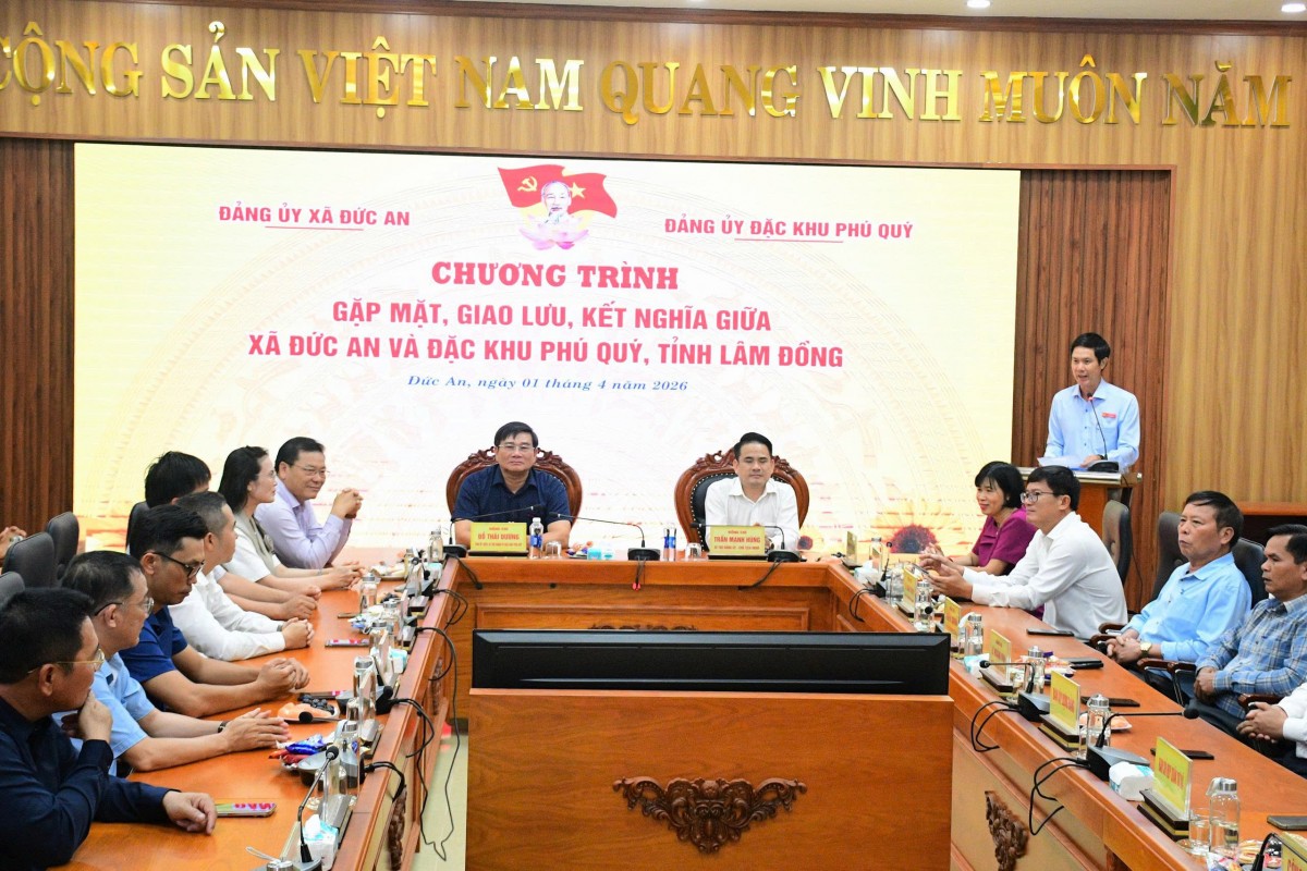 Đảng ủy xã Đức An - Đảng ủy Đặc khu Phú Quý: Giao lưu, kết nghĩa, tăng cường hợp tác phát triển