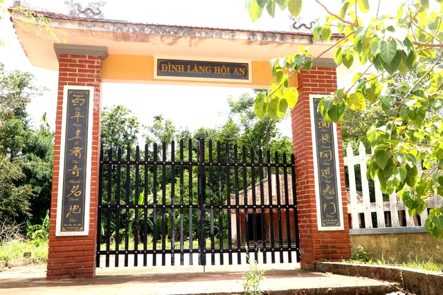 Đình làng Hội An mang nét kiến trúc cổ kính, lưu giữ dấu ấn văn hóa truyền thống qua nhiều thế hệ.