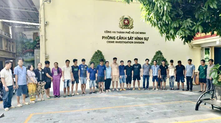 TP.HCM: Khởi tố, bắt tạm giam 24 bị can nâng khống tải trọng xe, chiếm đoạt khoảng 500 tấn hạt điều