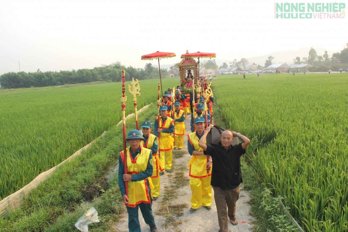 Trang trọng khai hội Đền Canh, xã Bình Minh lần thứ nhất năm 2026