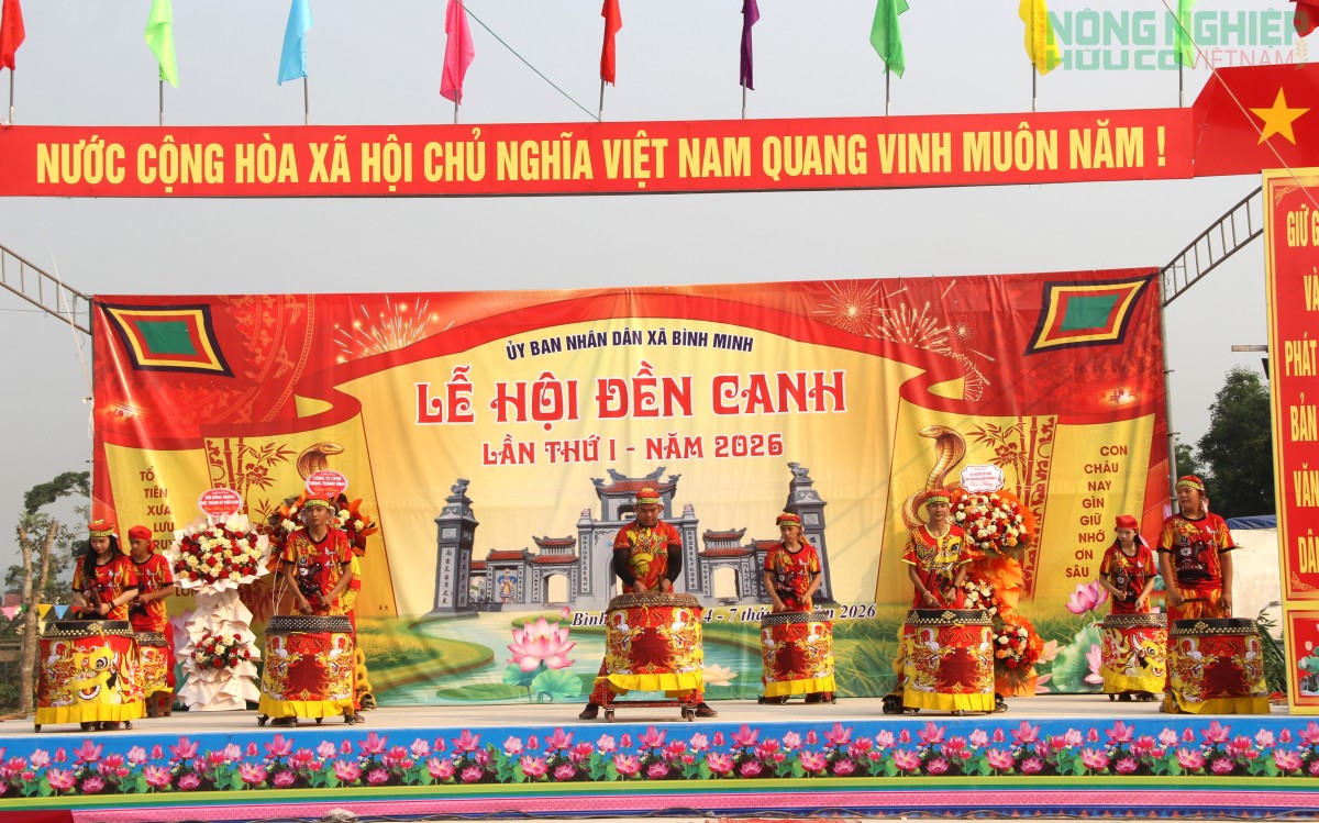 Trang trọng khai hội Đền Canh, xã Bình Minh lần thứ nhất năm 2026